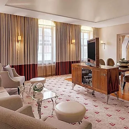 Bilderberg Bellevue Hotel Dresde