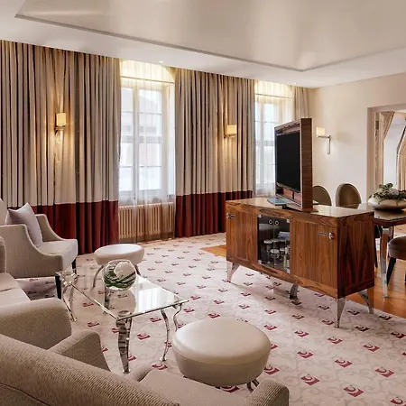 Bilderberg Bellevue Hotel