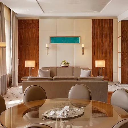 Отель Bilderberg Bellevue 5*