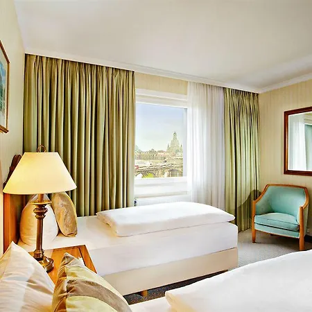 Bilderberg Bellevue מלון 5*
