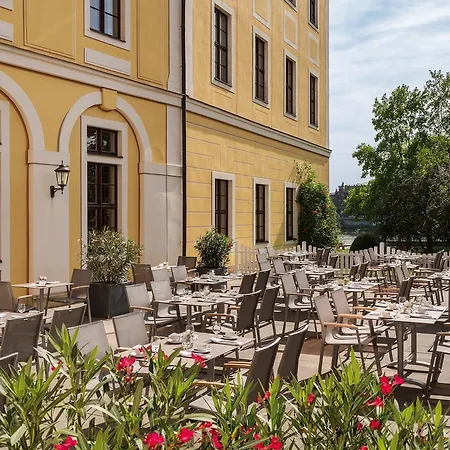 Bilderberg Bellevue Szálloda