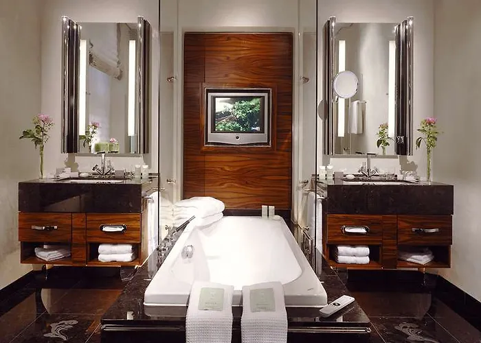 Bilderberg Bellevue Отель