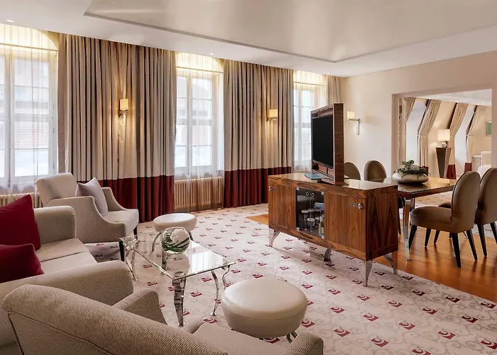 Bilderberg Bellevue Отель