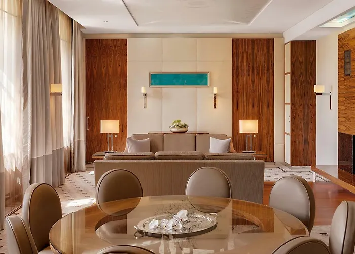 Отель Bilderberg Bellevue 5*